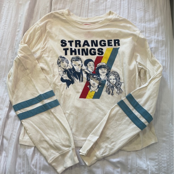 STRANGER THINGS Tops - STRANGER THINGS long sleeve